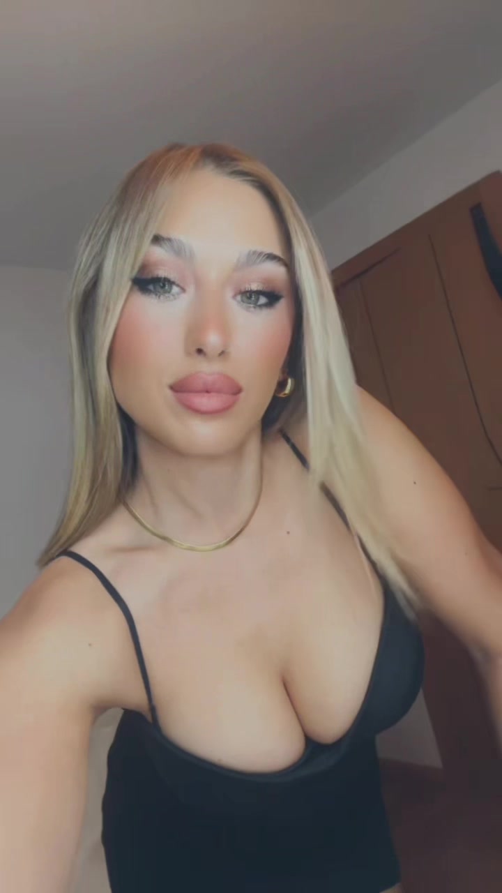 @R✨