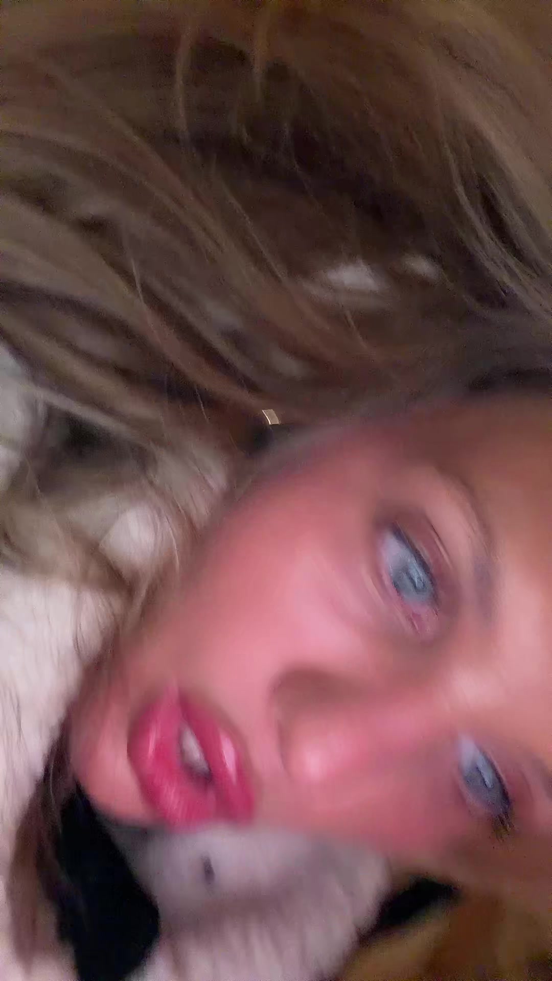 @Lo
