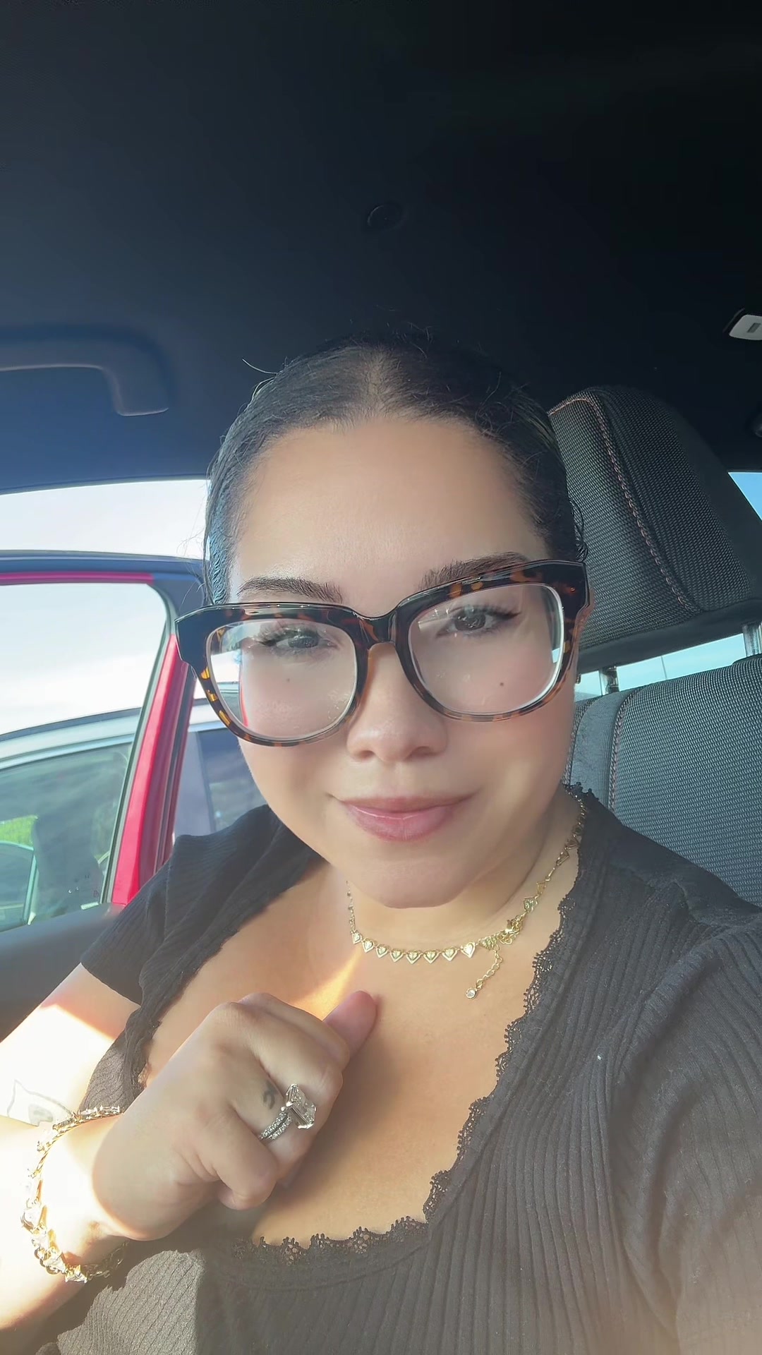 @AliceMoon9