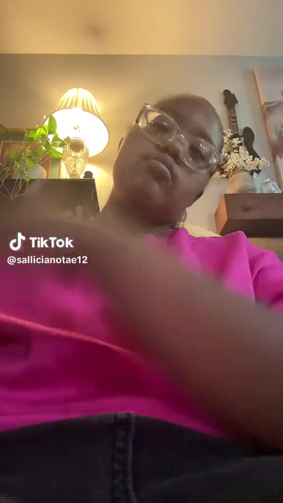 @leeleenotae4