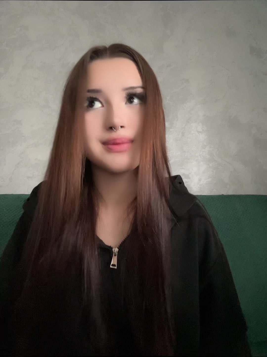 @дефолтный Лунтик🖤