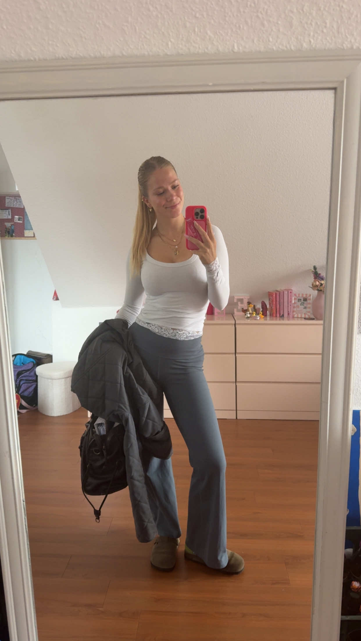 @Emmi⭐️
