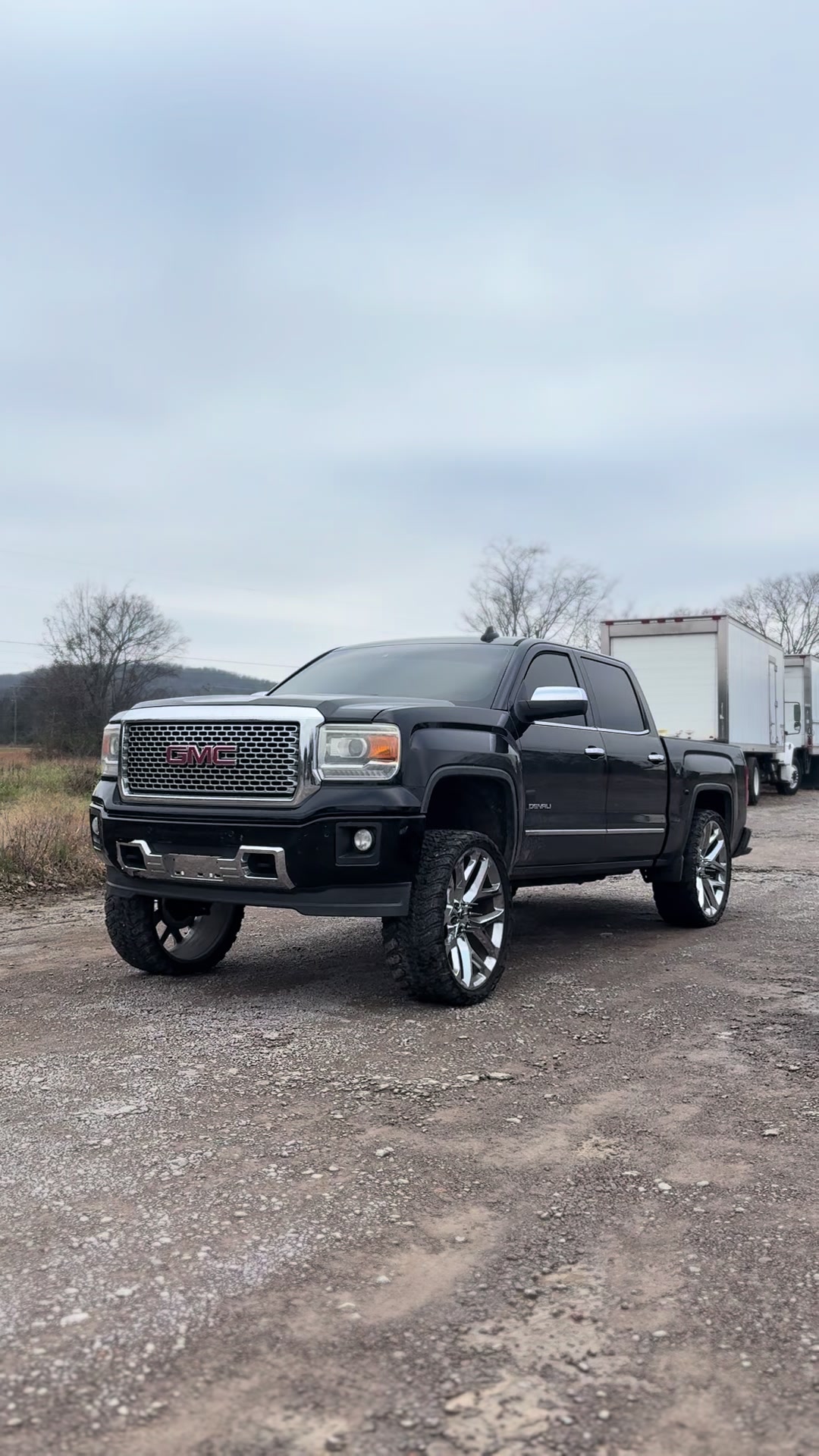 @That.red.obs.step side