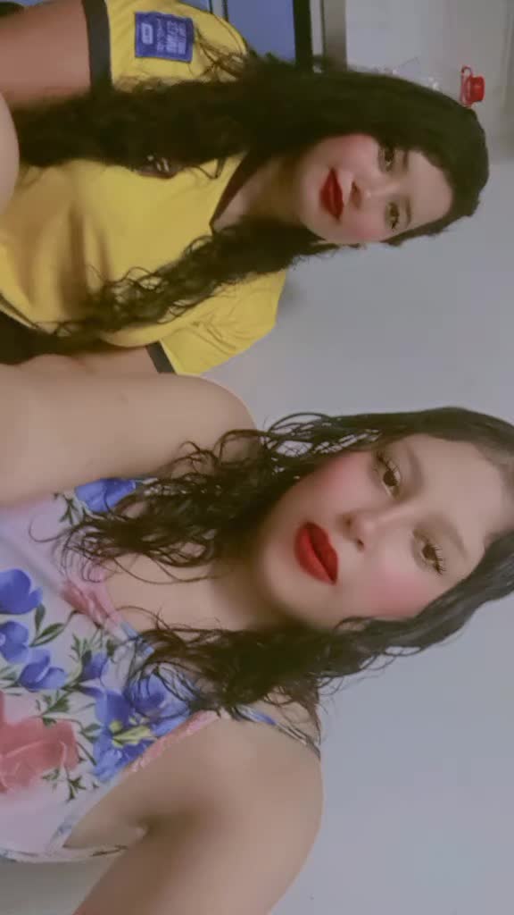 @Mely🦋