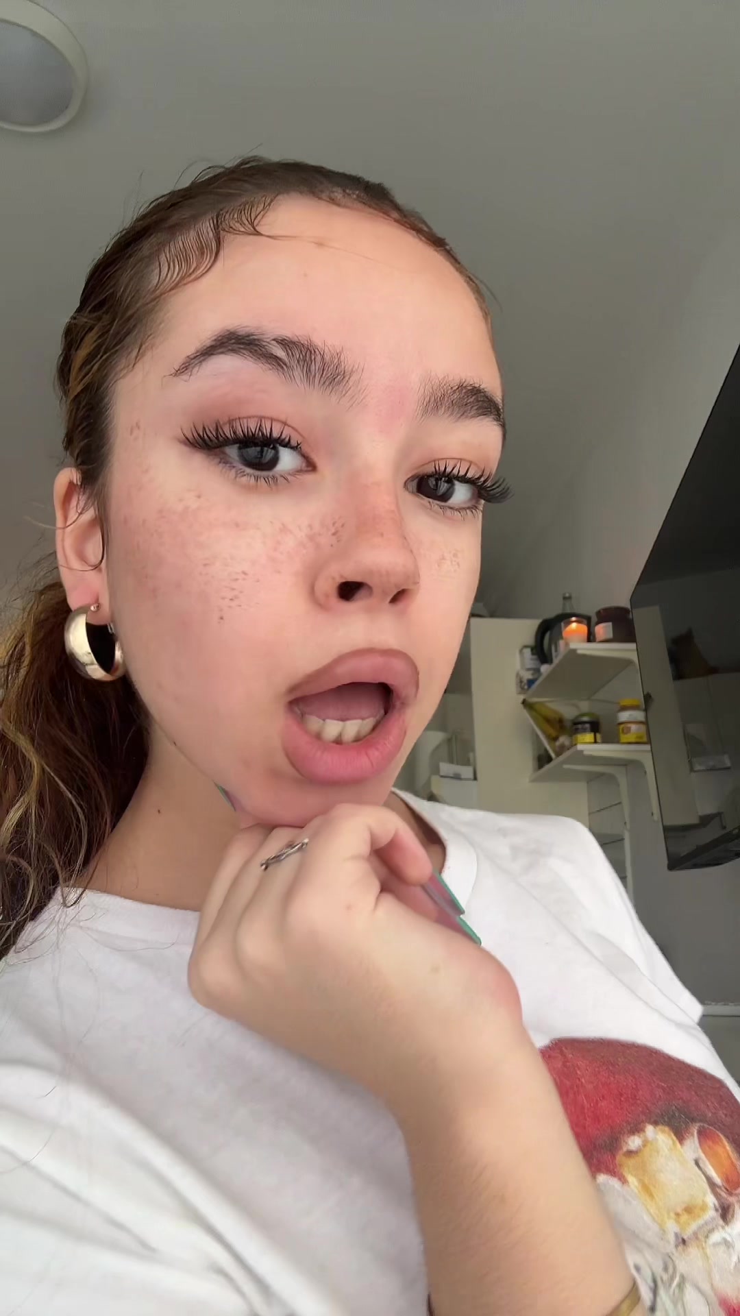 @nira