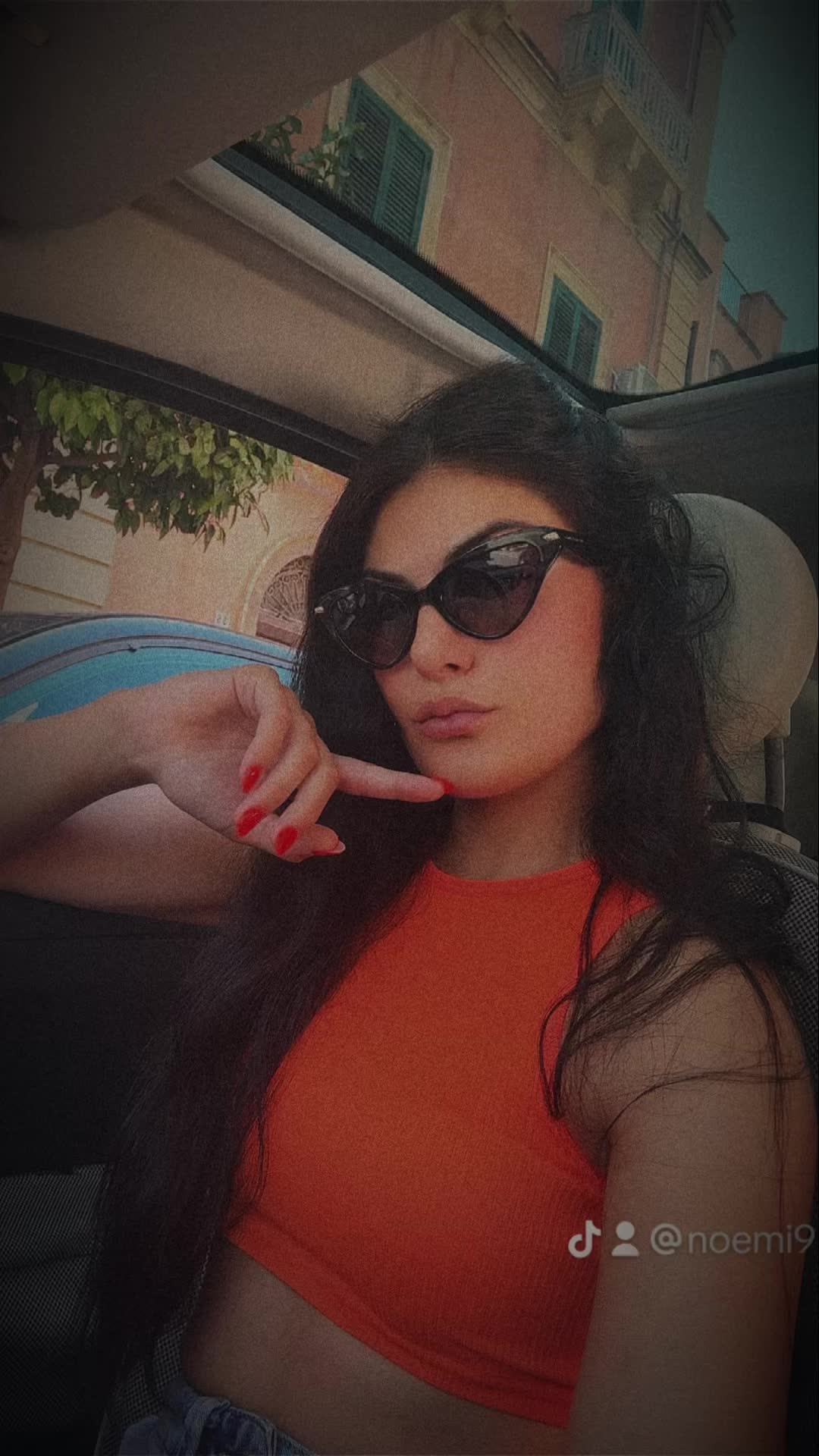 @Noemi04