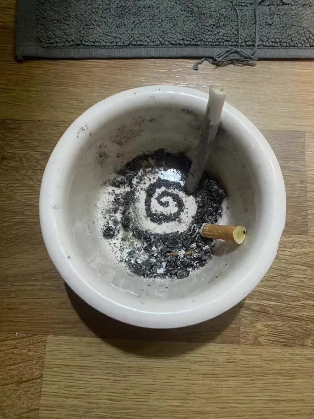 @mel ☮️𖦹