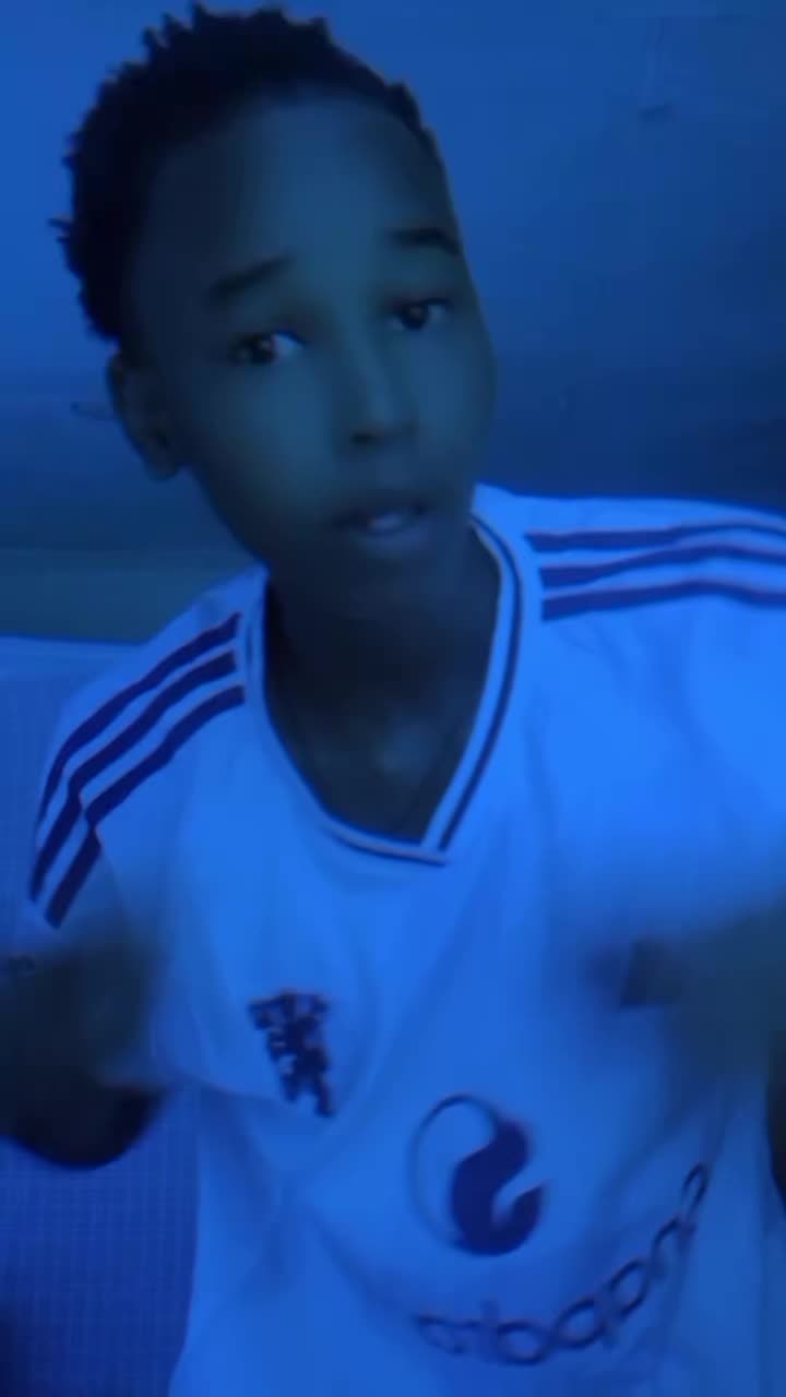 @...