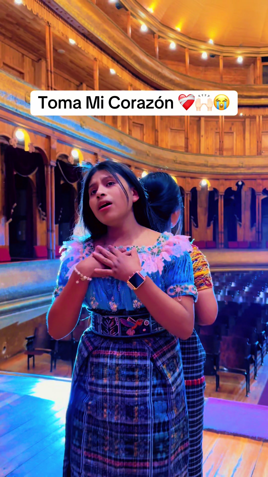 @D&eacute;bora Tinti Oficial 🎙️&hearts;️