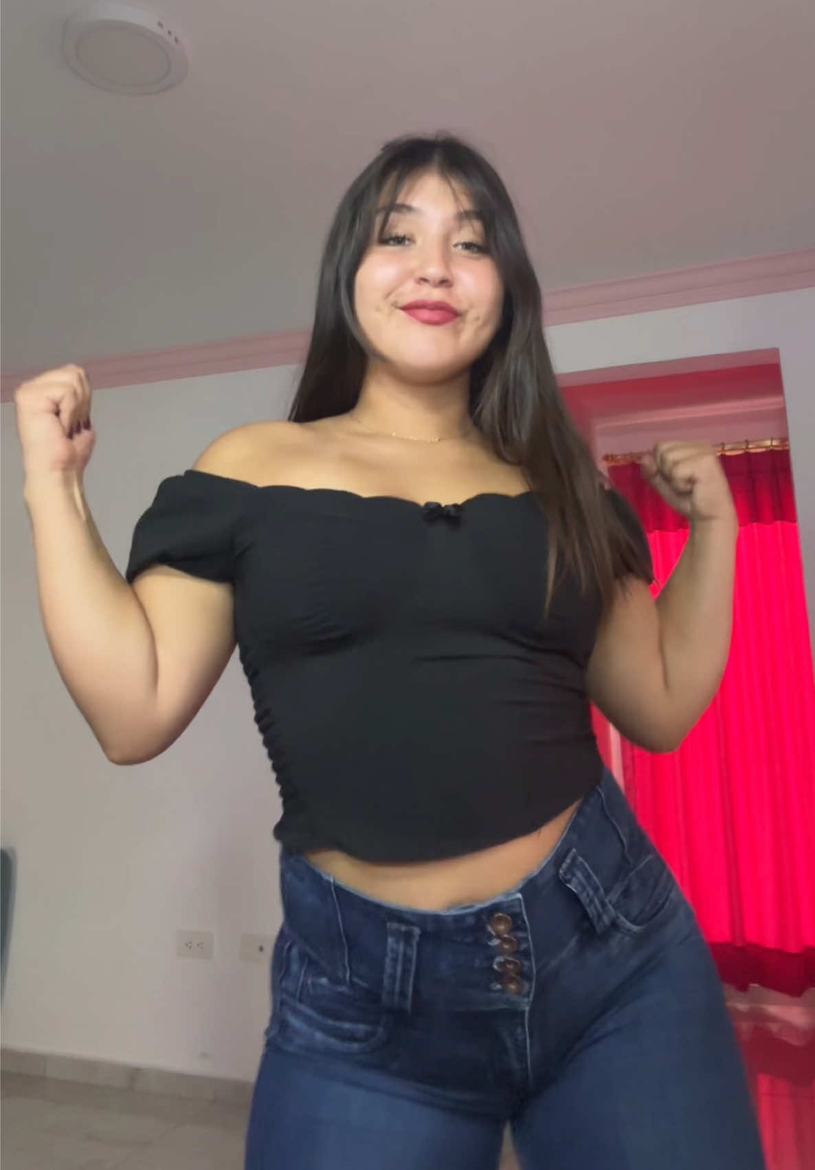 @💕Emi.loor💕