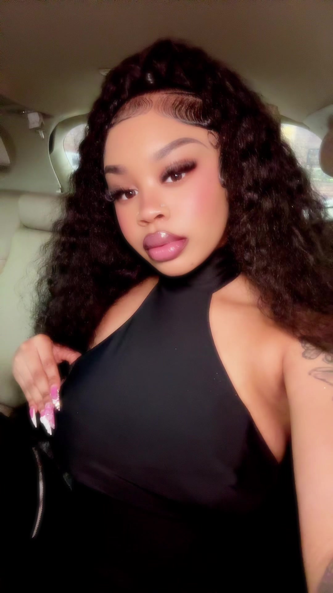 @Mia🥰