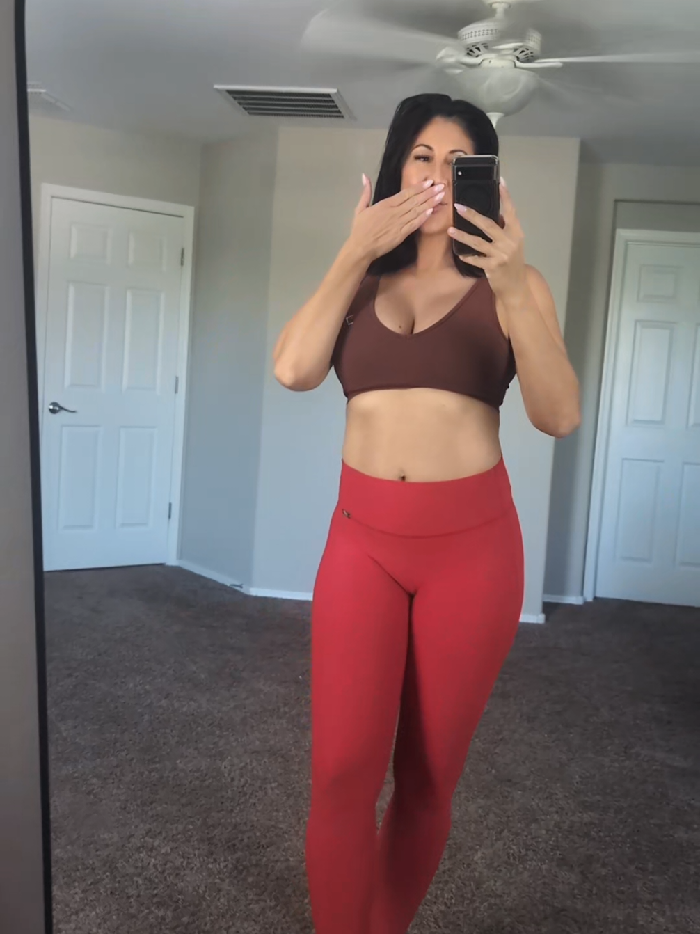 @MiaNavarro