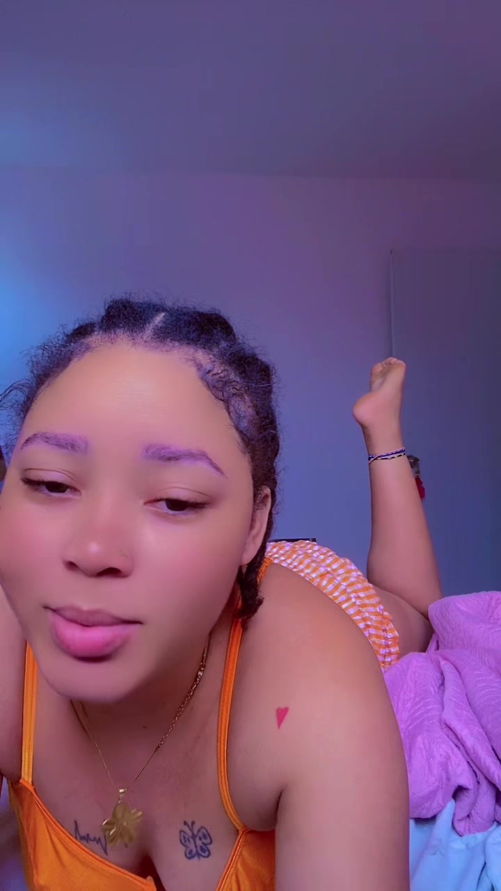 @Chica loca ๐ค๐ค๐ญ๐น