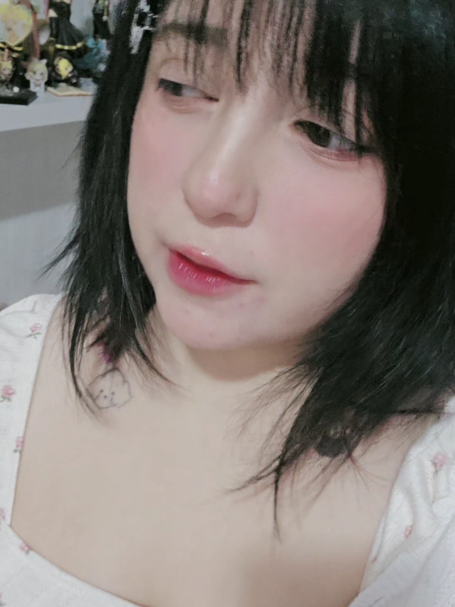@Sweet_hooniebell
