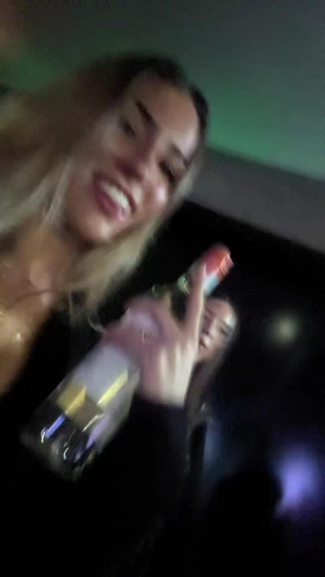 @delfina