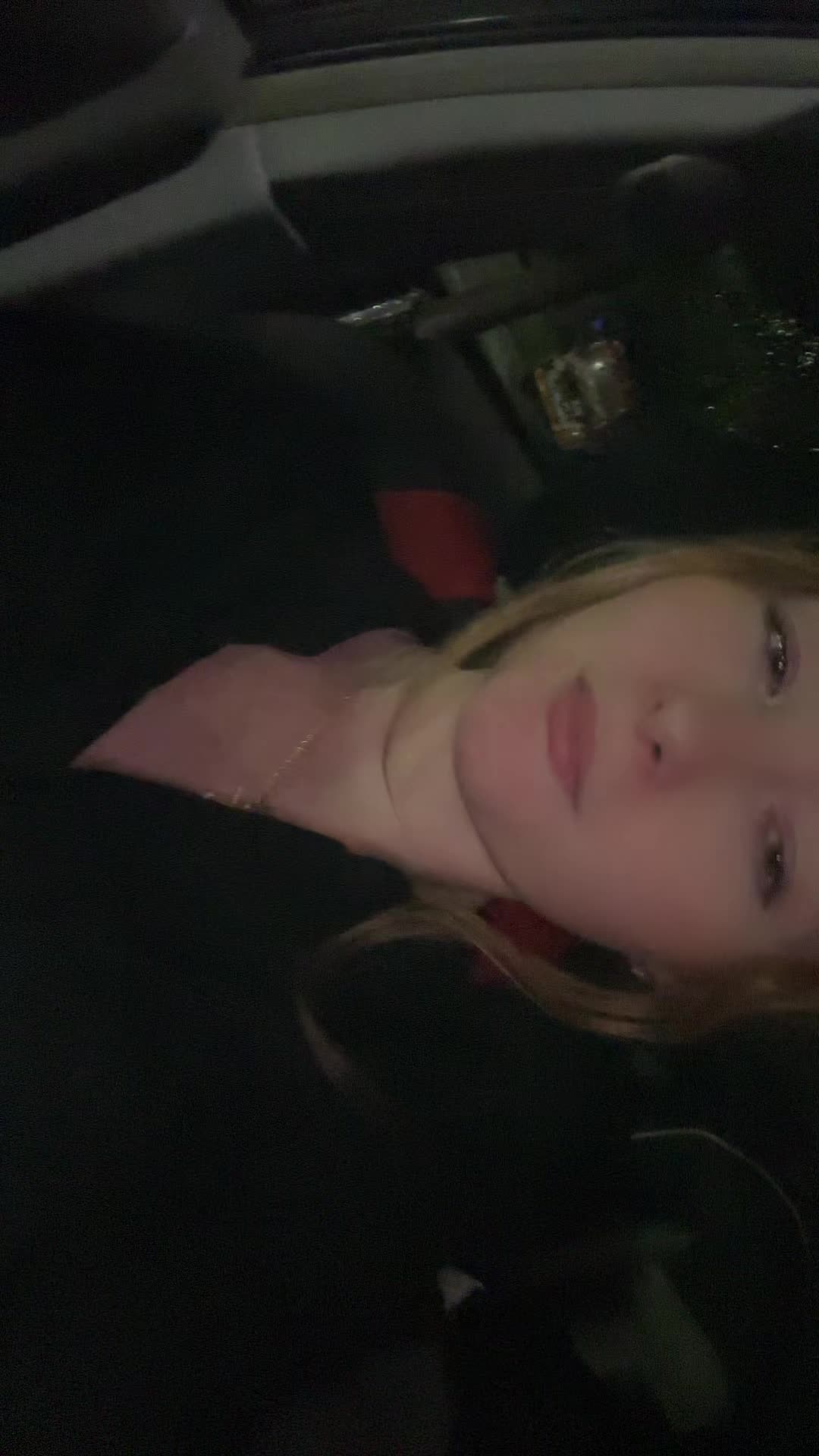 @Liz๐