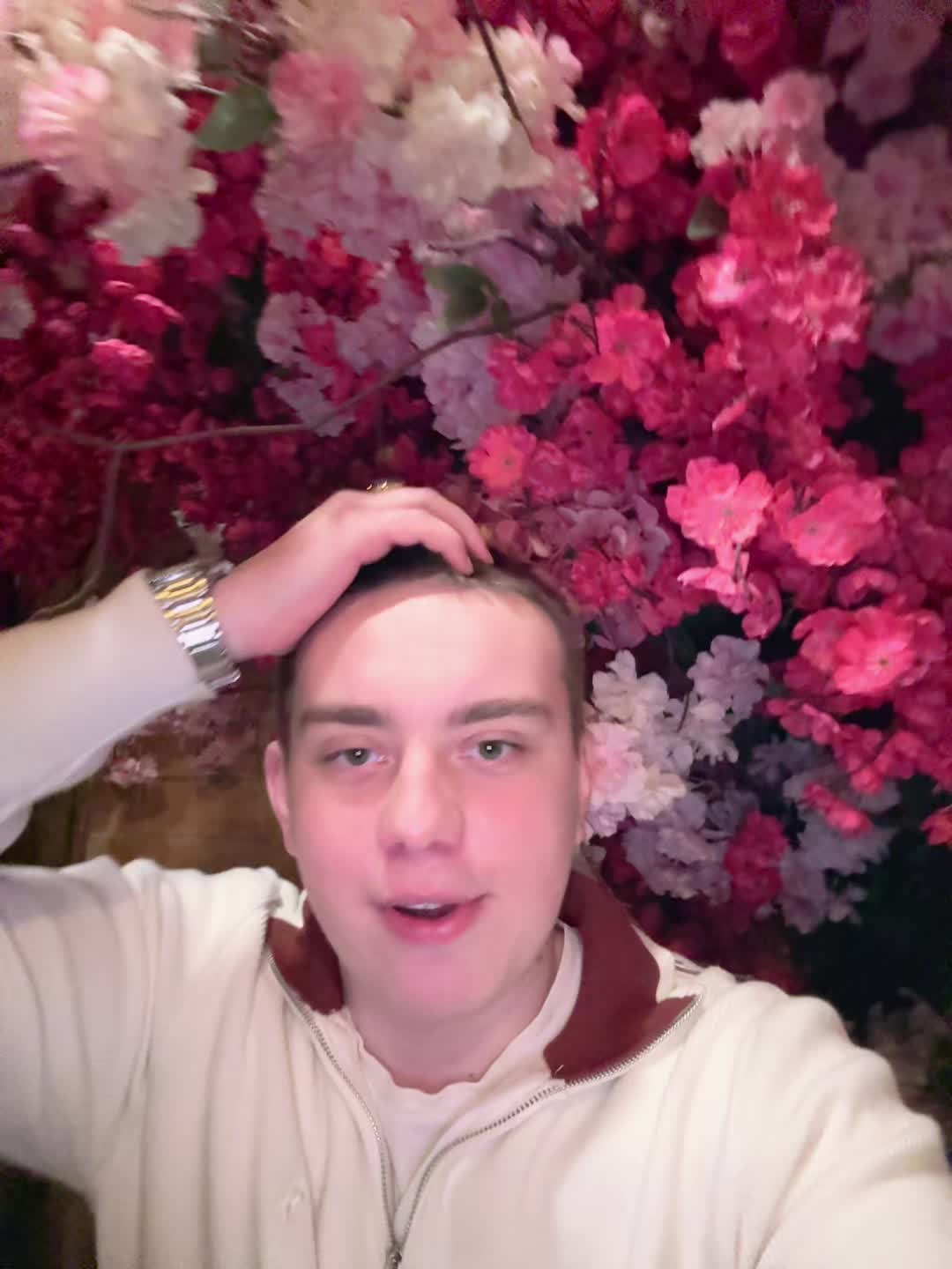 @МАКСООН?