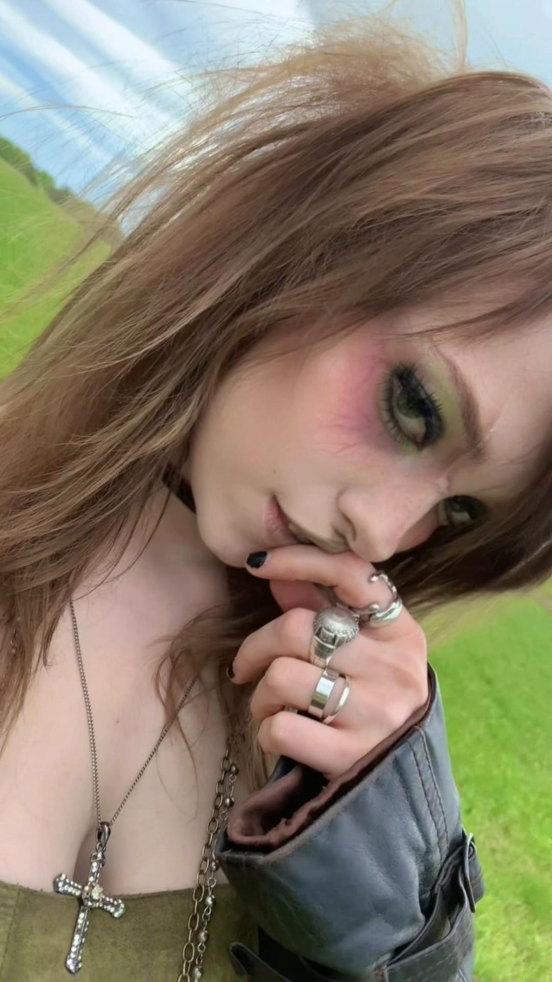 @danafetishistova