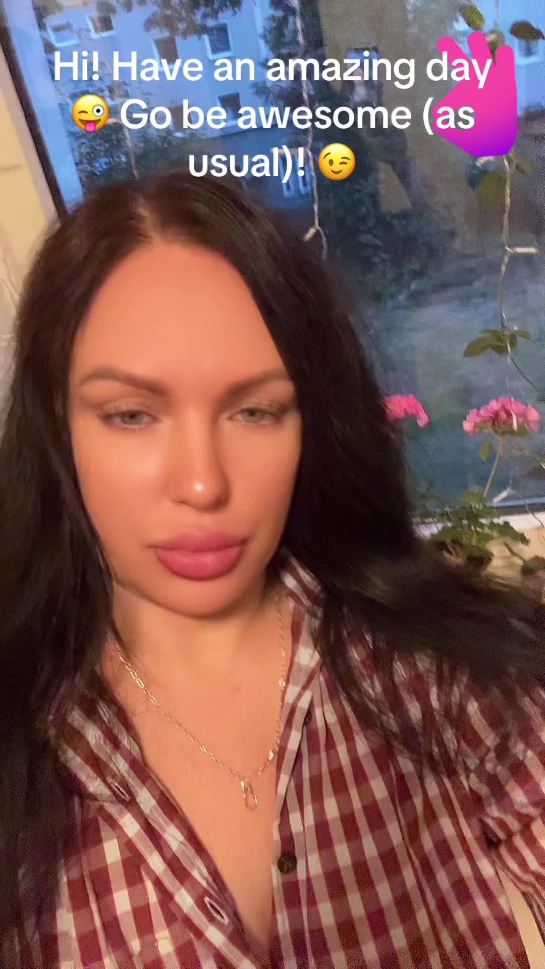 @onelia