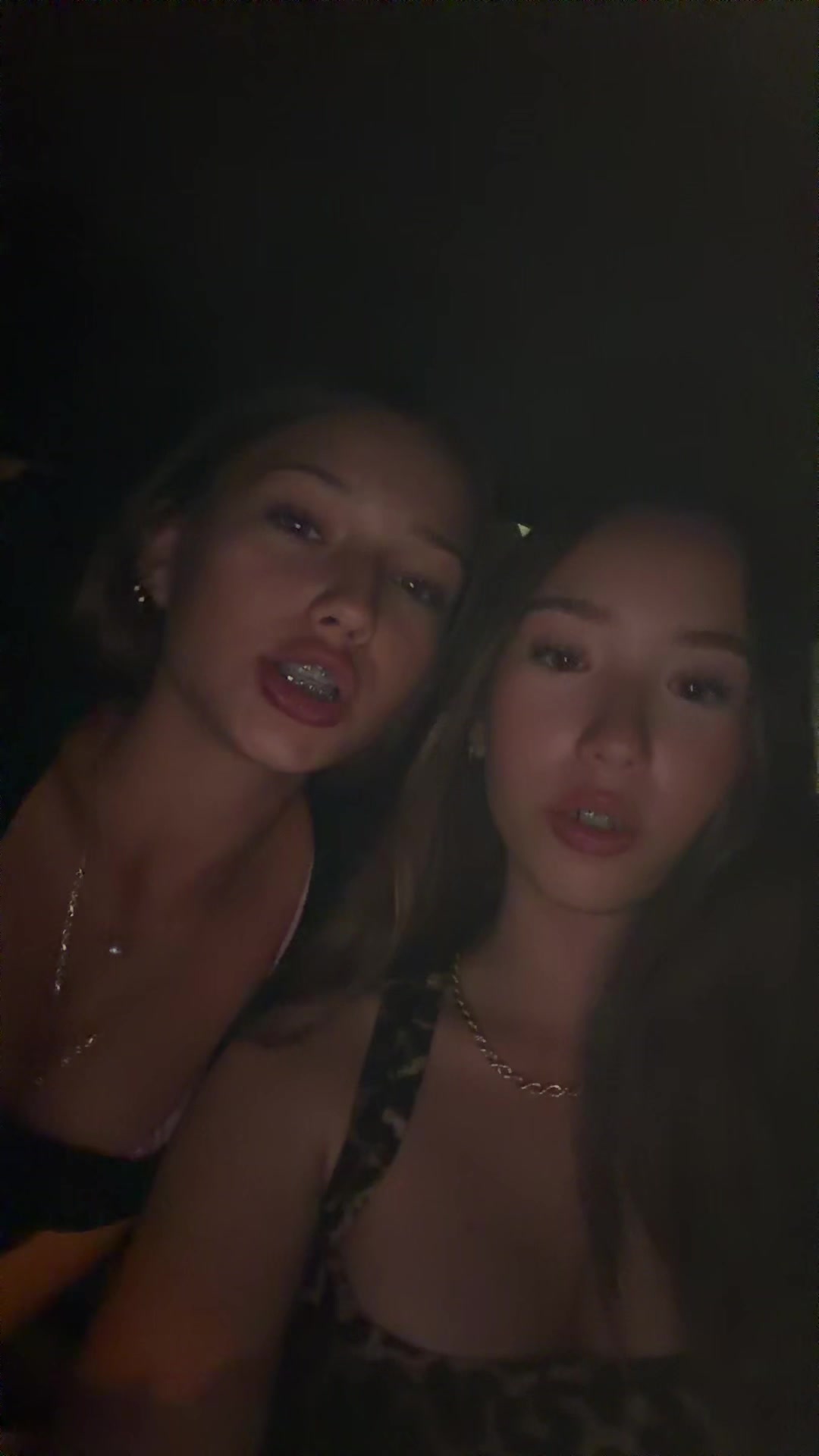 @malia