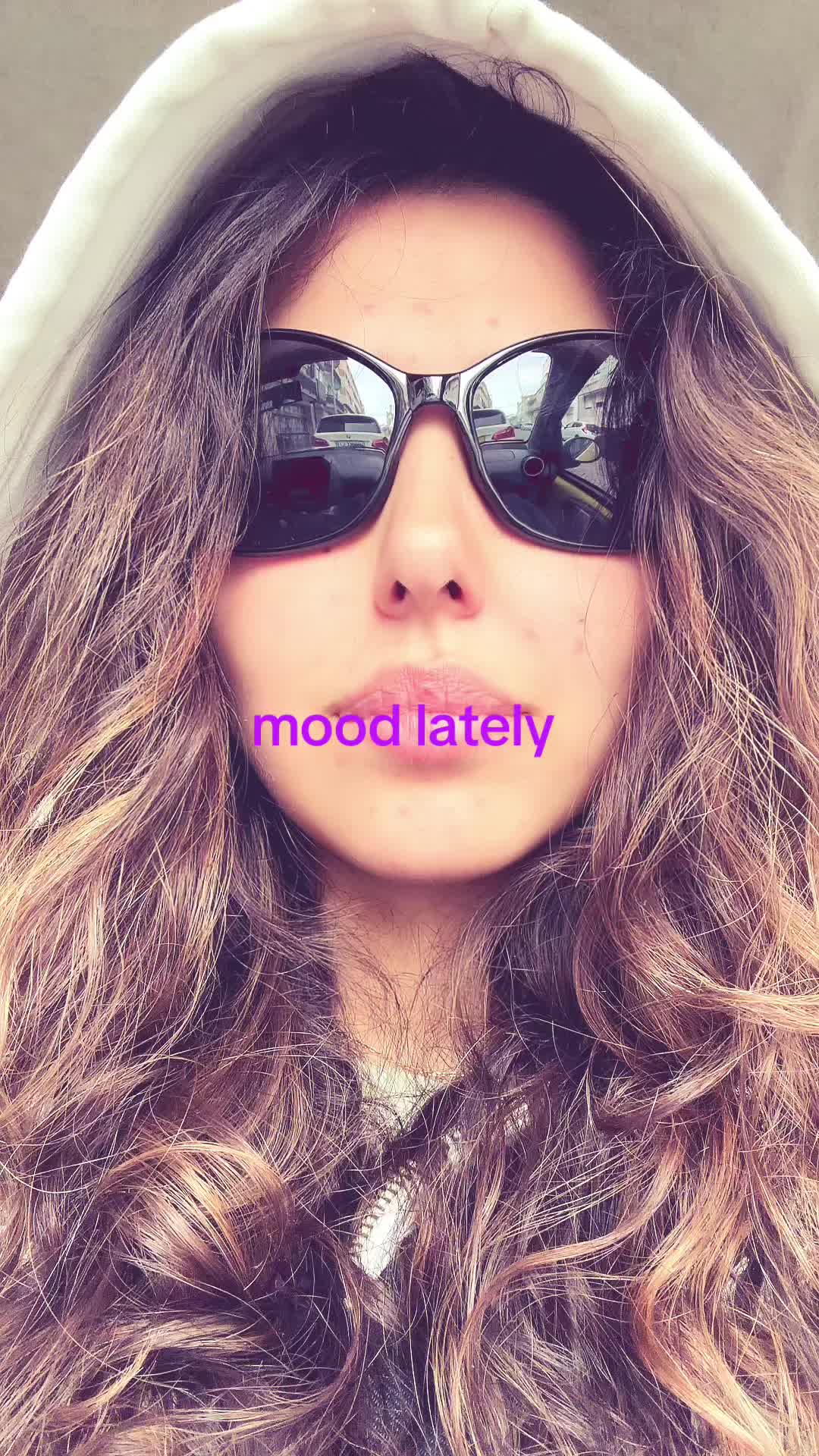 @laura