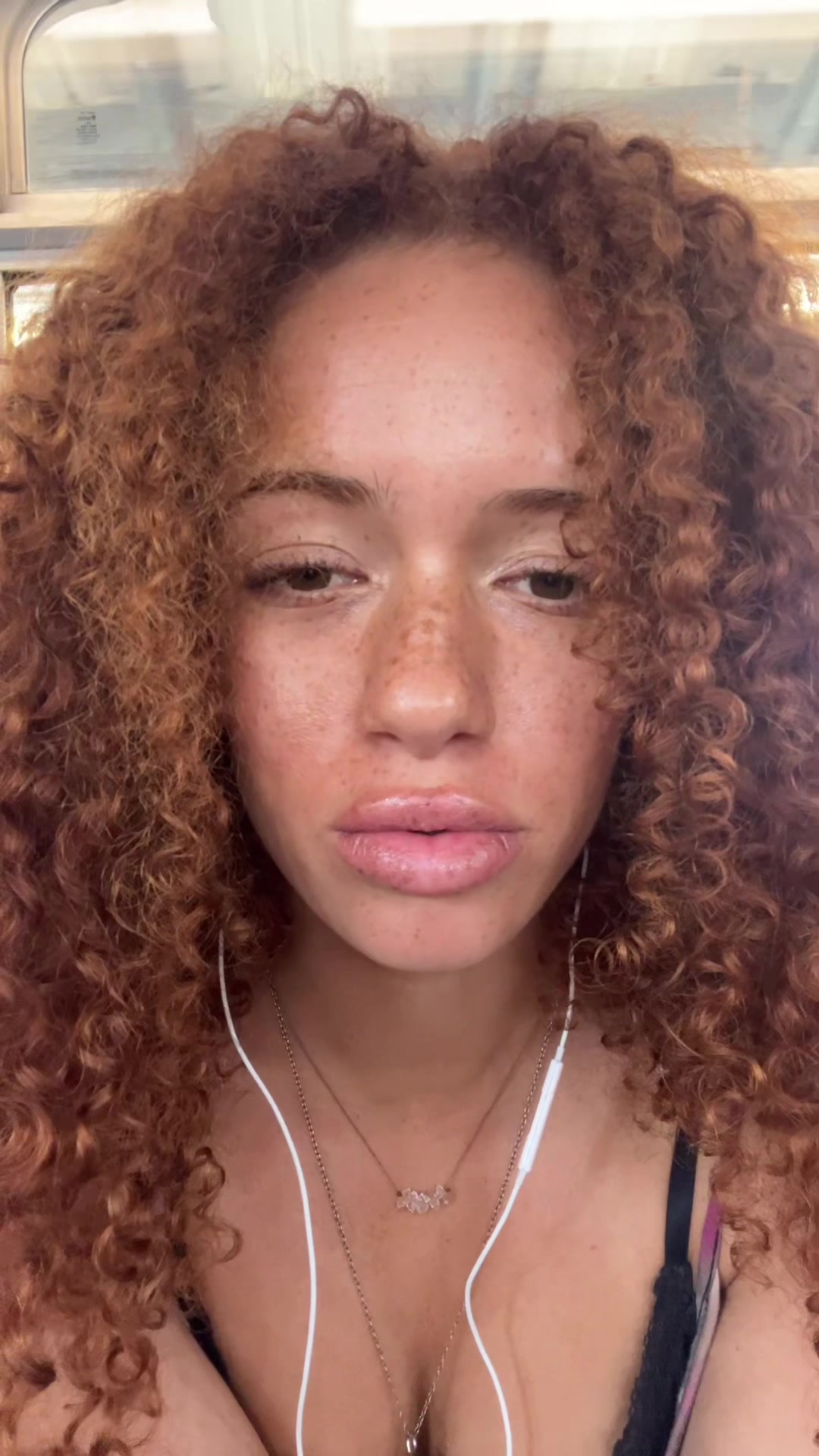 @🧜♀️ 🥷🏾