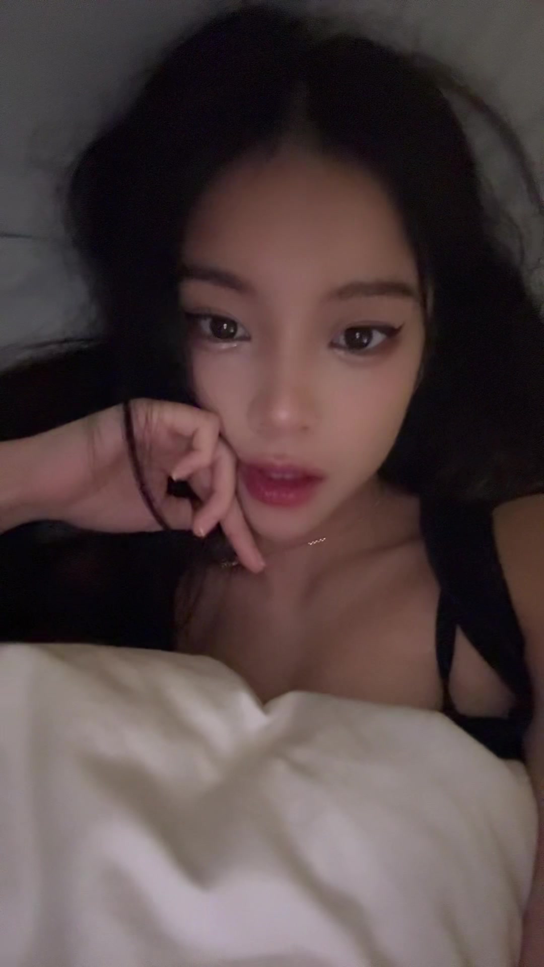 @elly