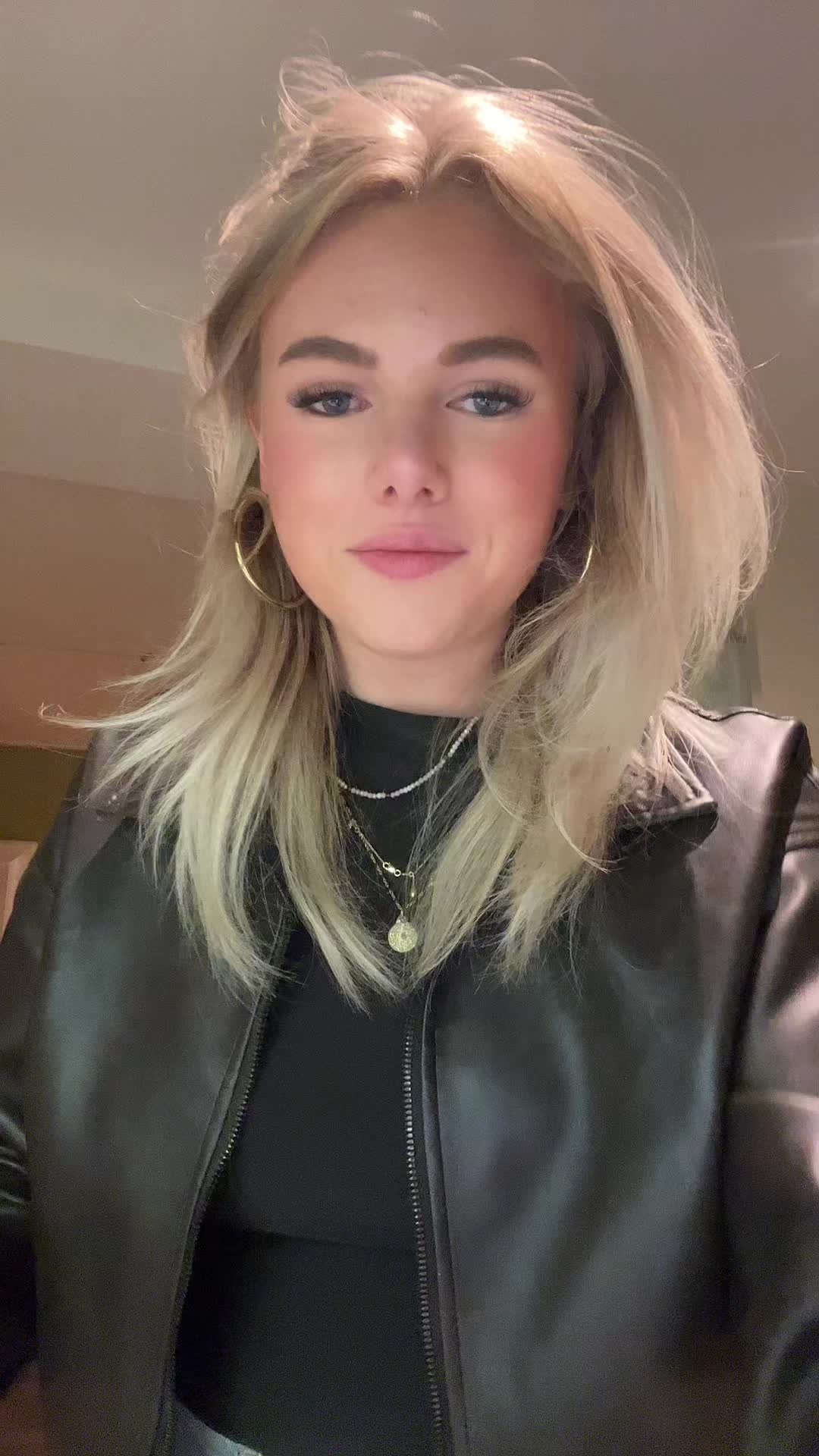@Roos 🚀❤️&zwj;🔥💥