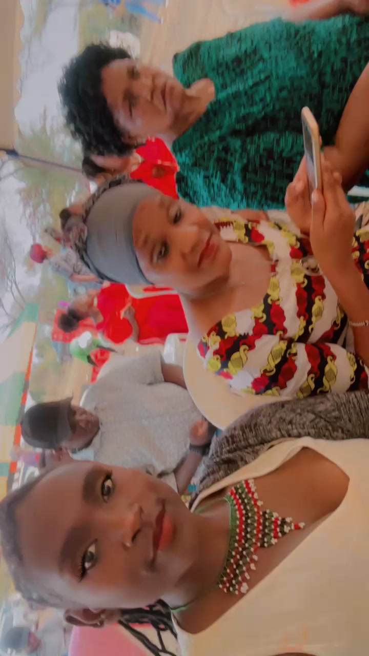 @Monique Mwelu
