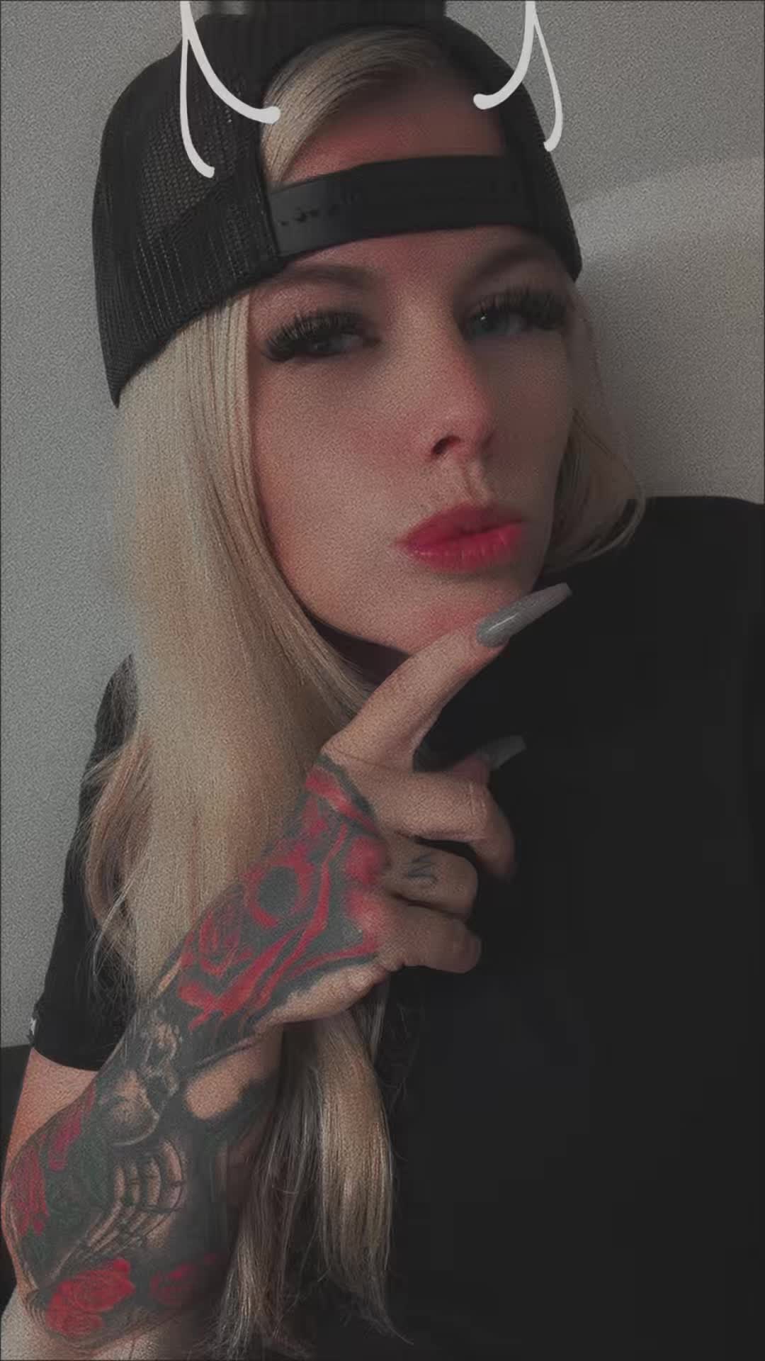 @RoxyGirl88