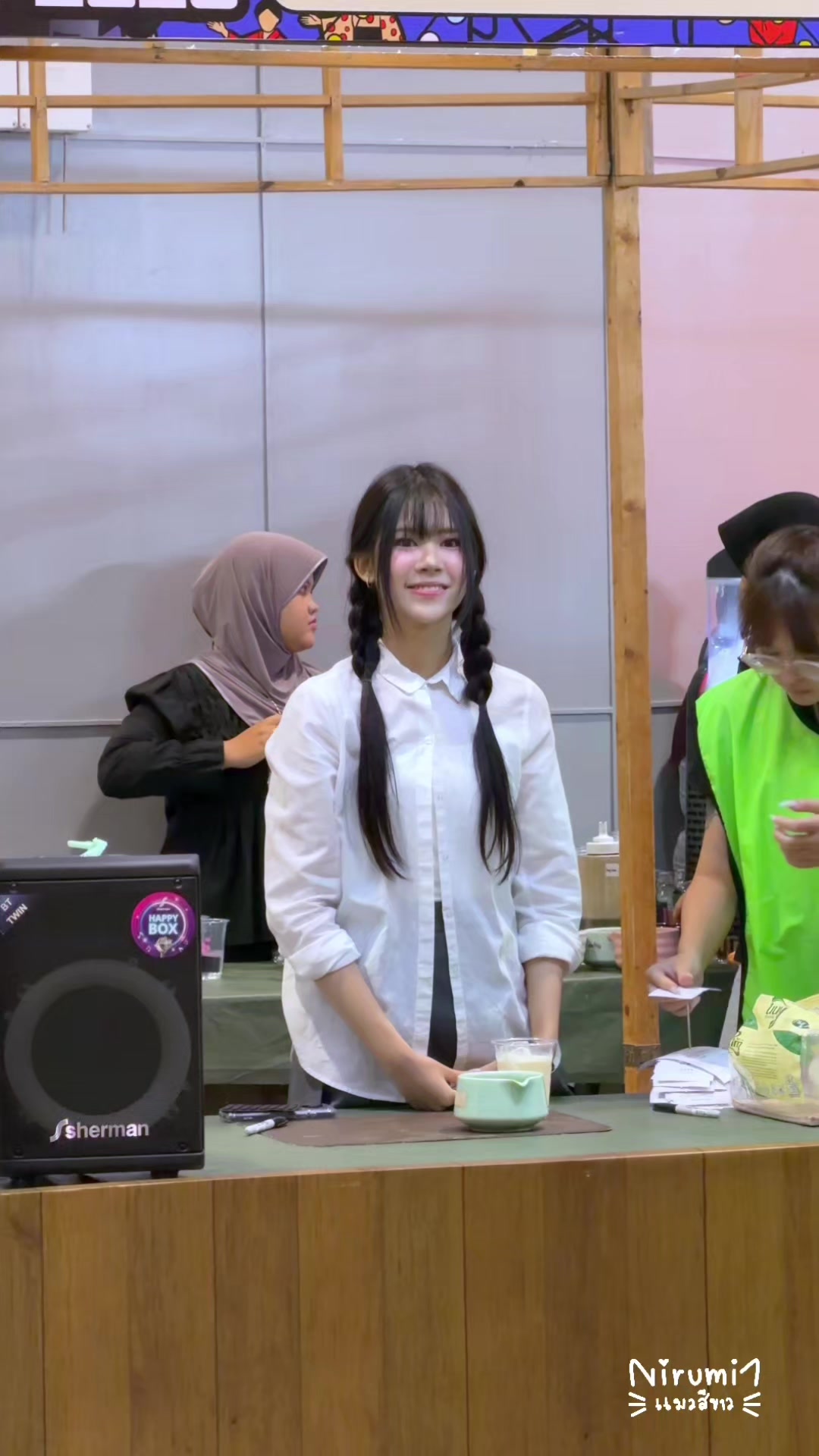 @แมวสีขาว