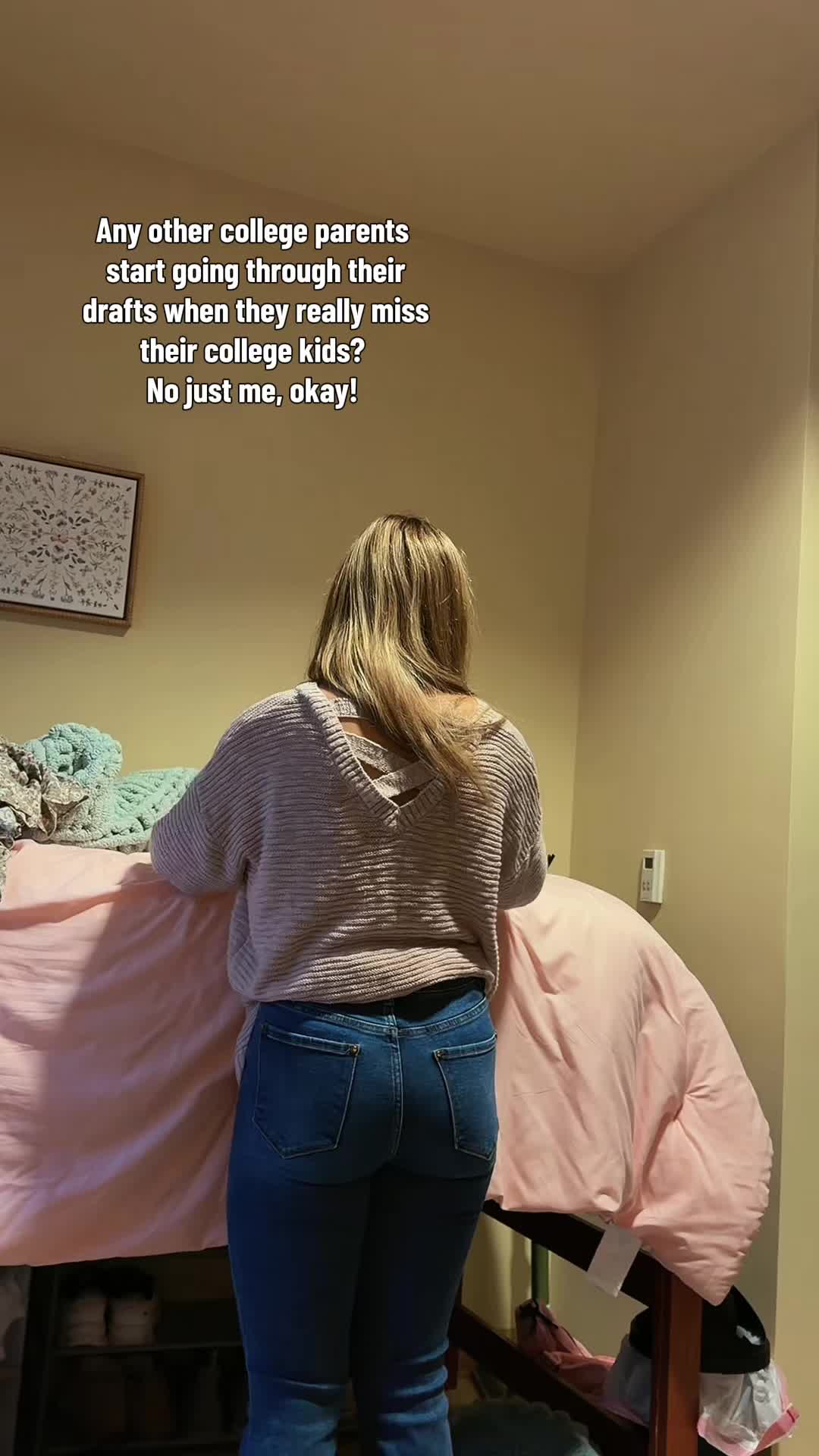@momica_mama
