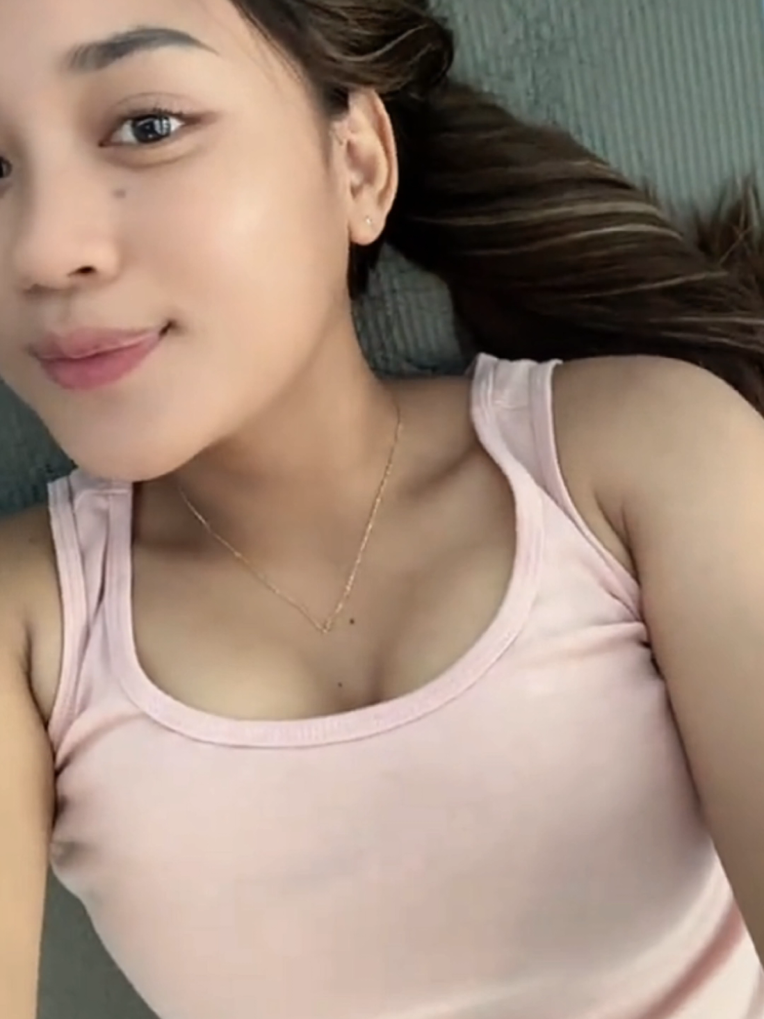 @Gemoy Menggigit 🍑