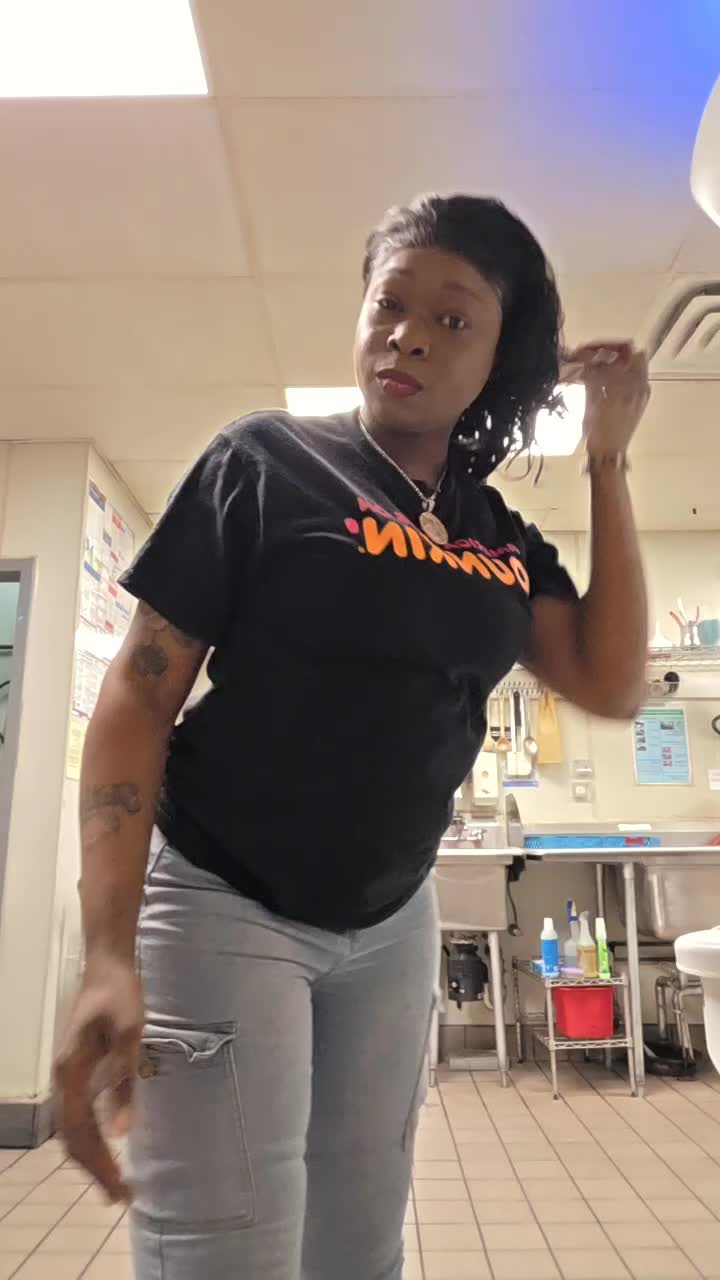 @Tina_wit_da_ass