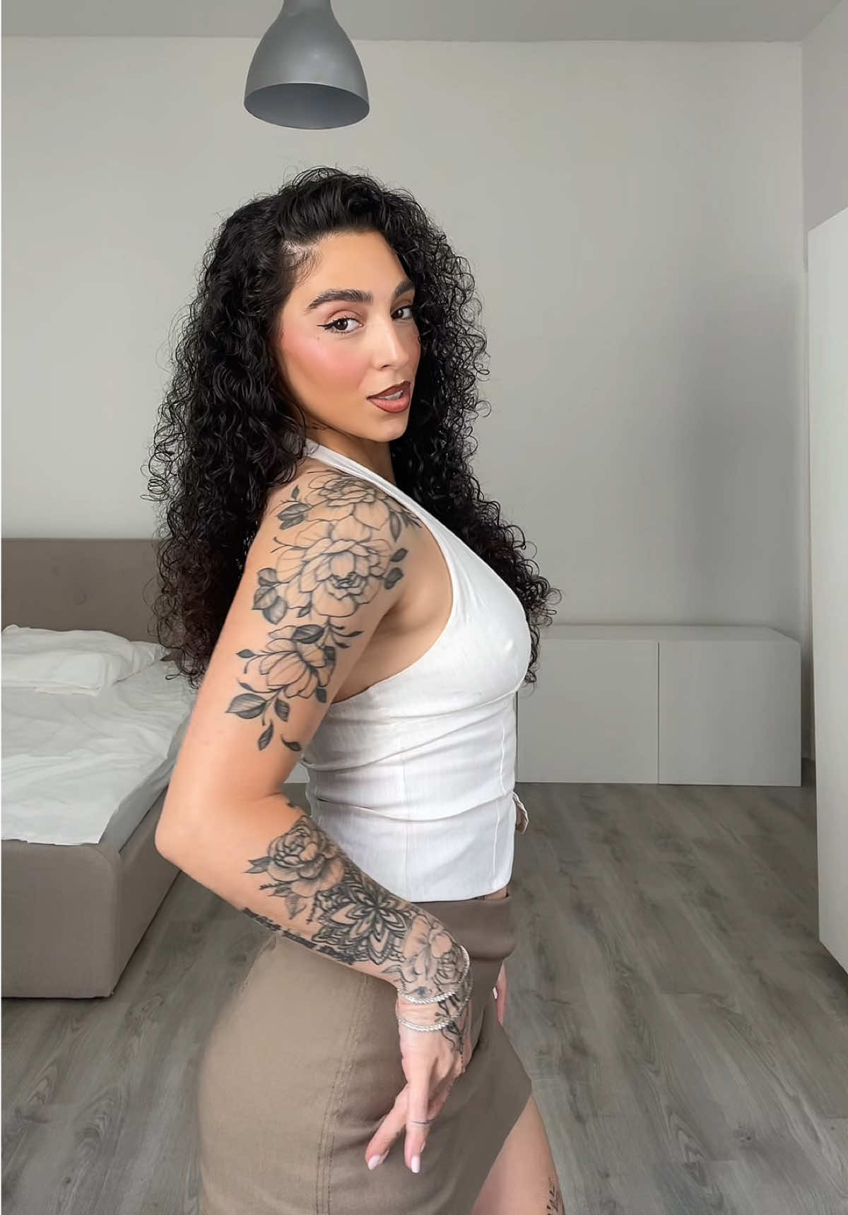@aleynalolani
