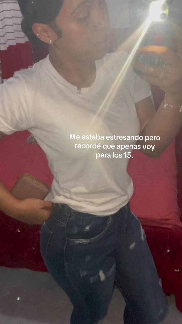 @🧍🏻♀️.