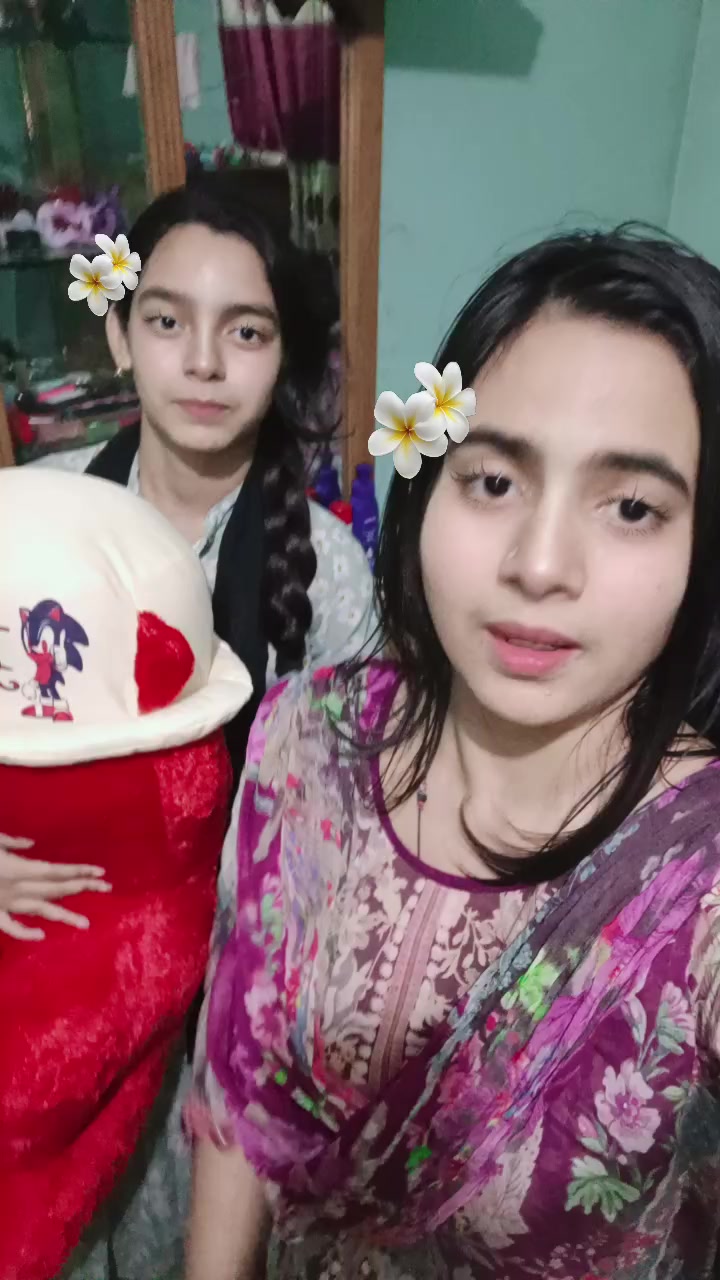 @Ayeshađ¸