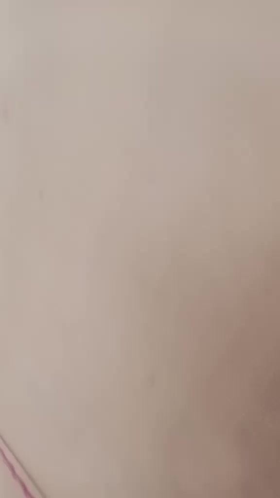 @momy long legs PPT