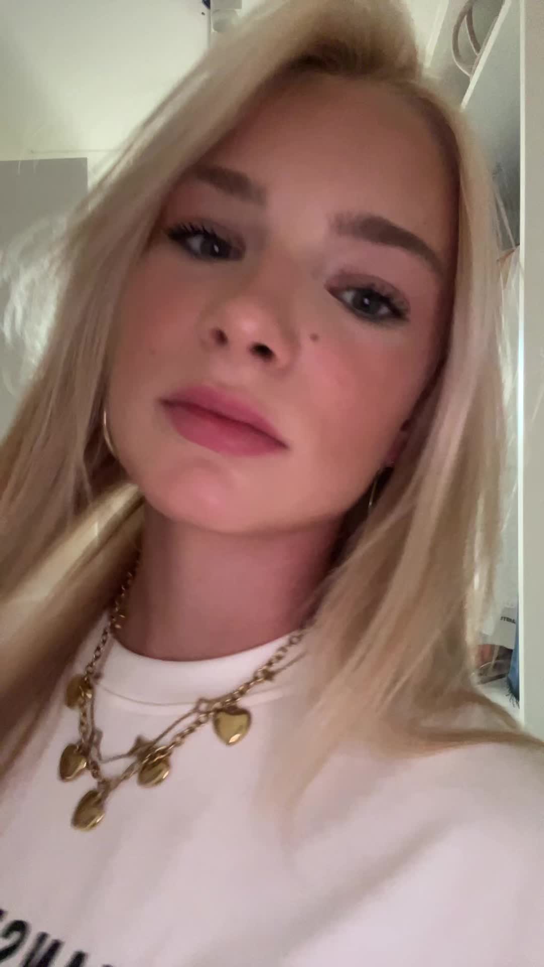 @𝐅𝐄𝐌 𝐃𝐄 𝐆𝐑𝐎𝐎𝐓.ྀིྀི