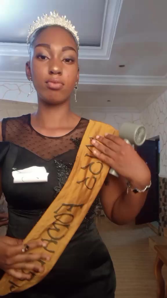 @Definitely_Munaa🥹💋❤️