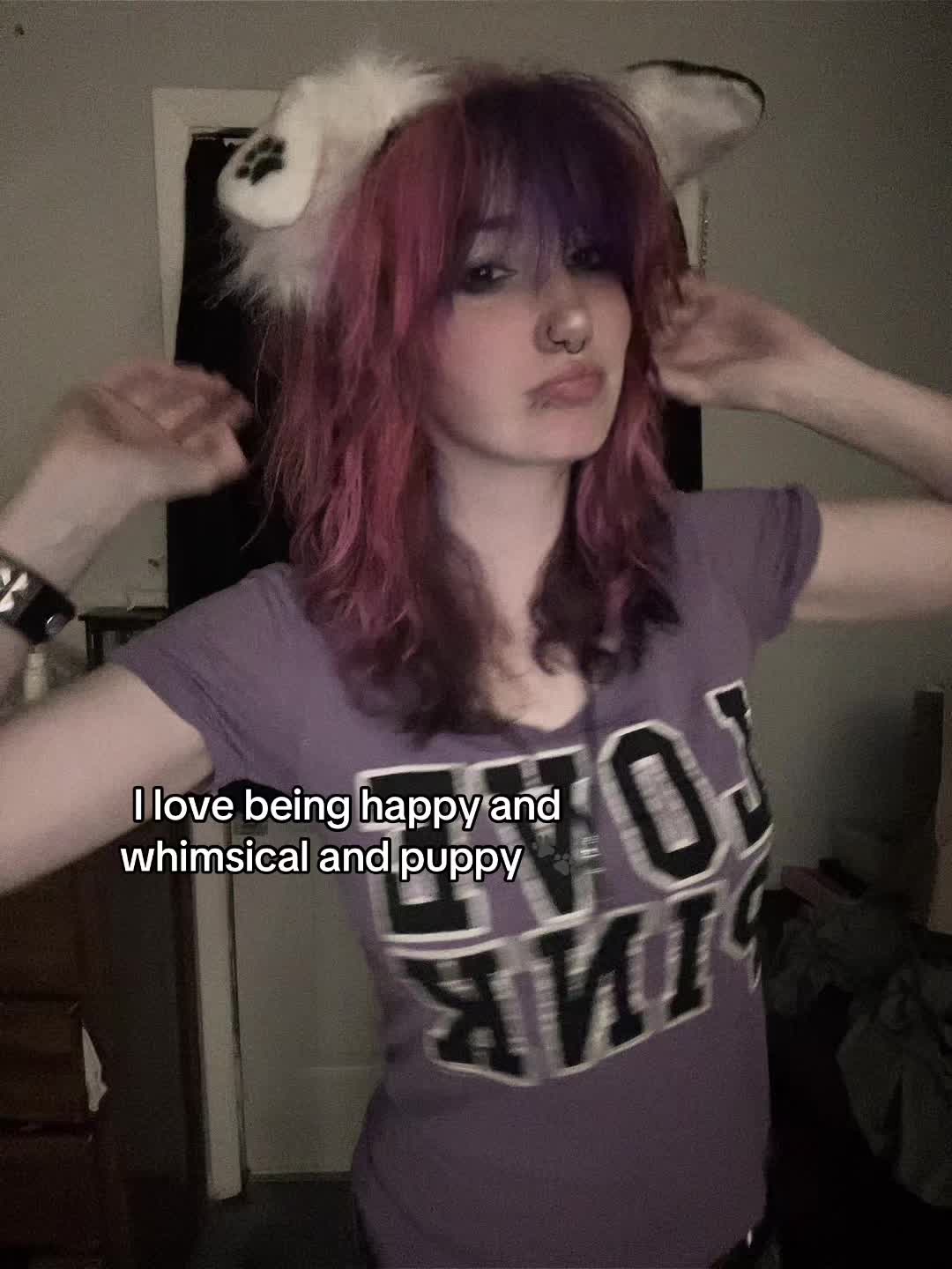@⋆🐾° ʟᴇᴏɴ >⩊<