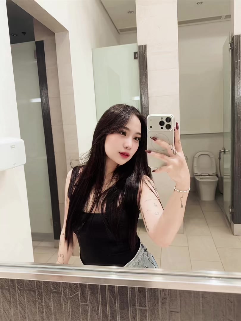 @Shanel ᥫ᭡