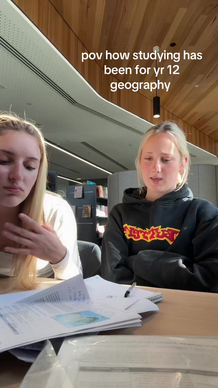 @lesboogie