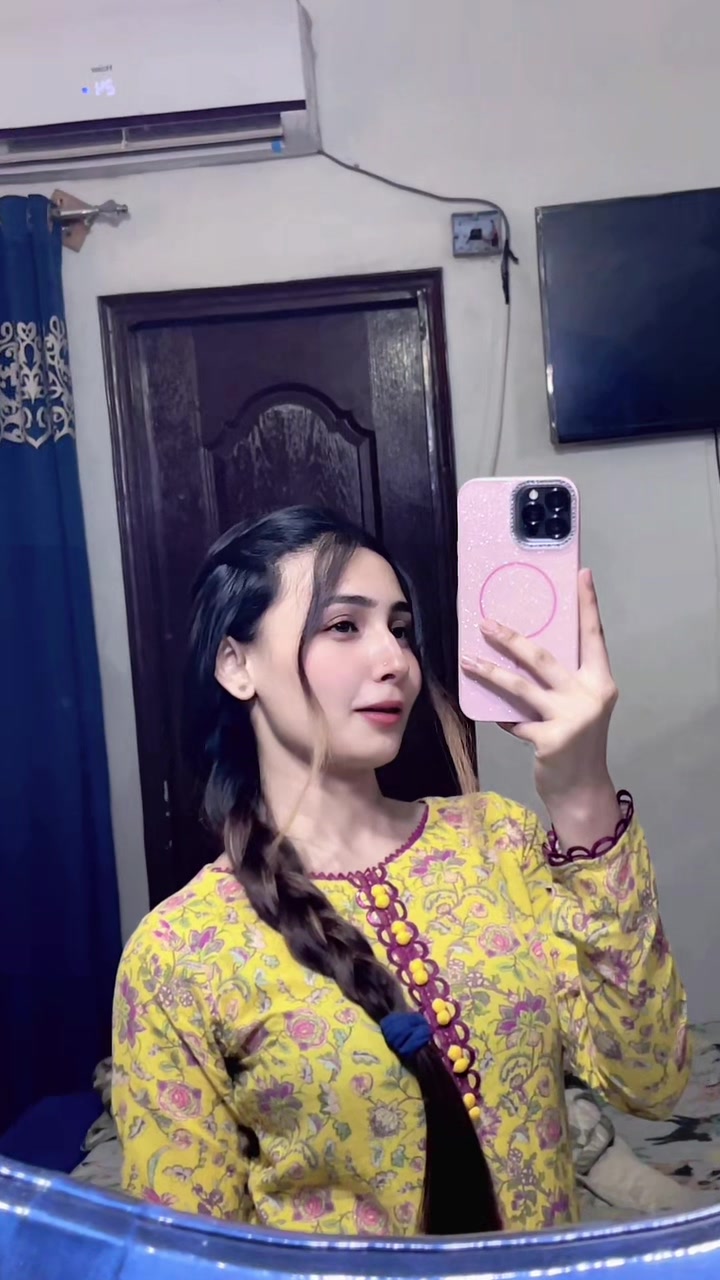 @Dania khan🎀