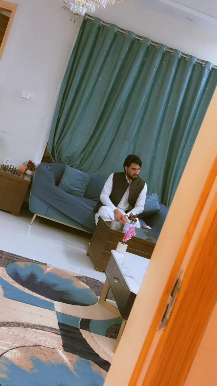 @anuafridi7