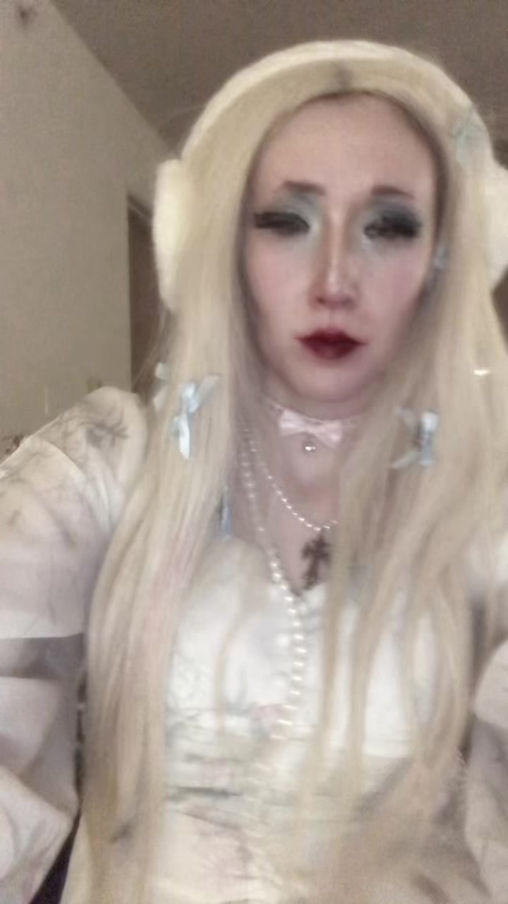 @𝔒𝔡𝔢𝔱𝔱𝔢 🎀