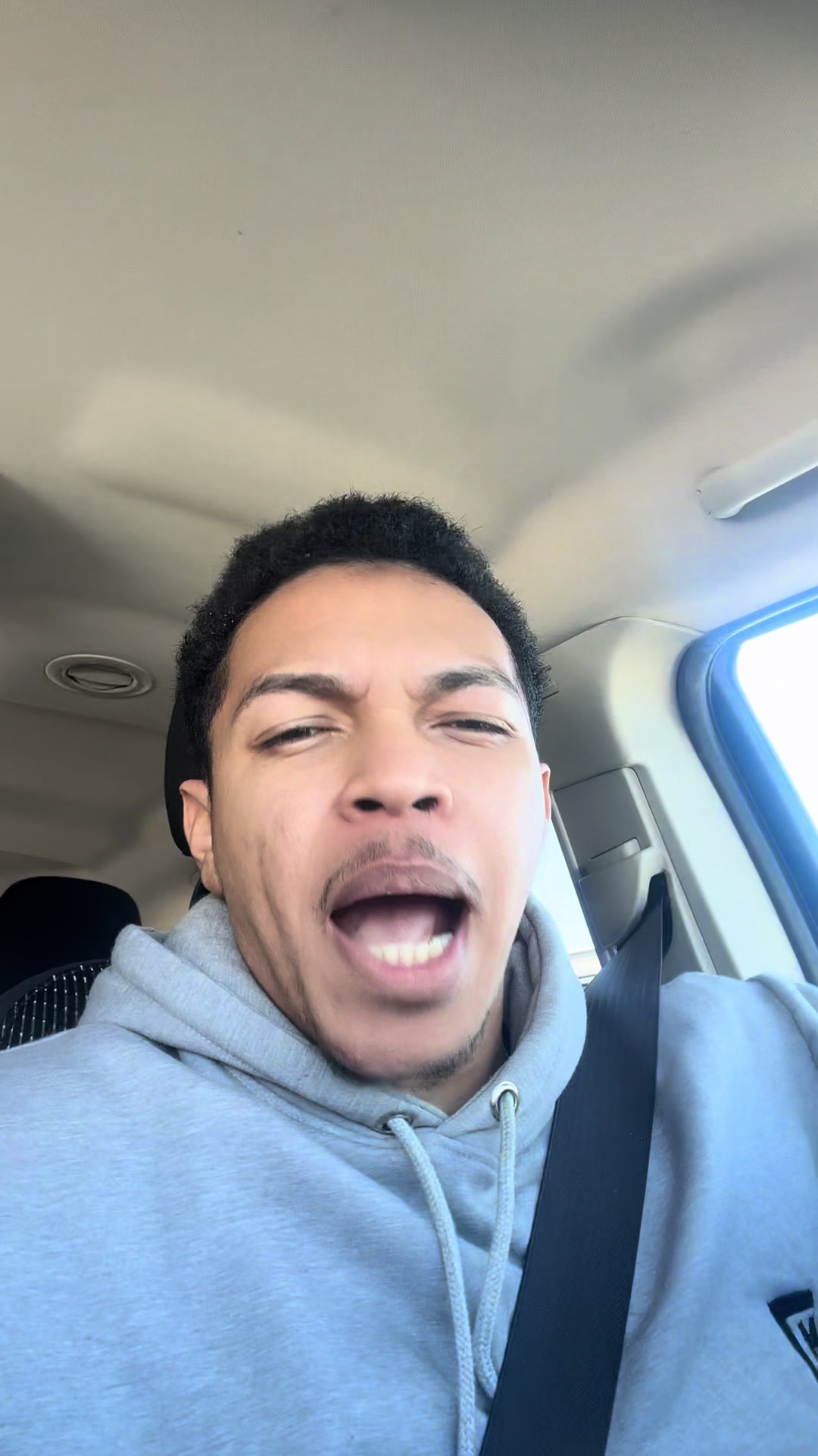@Philjolitho25