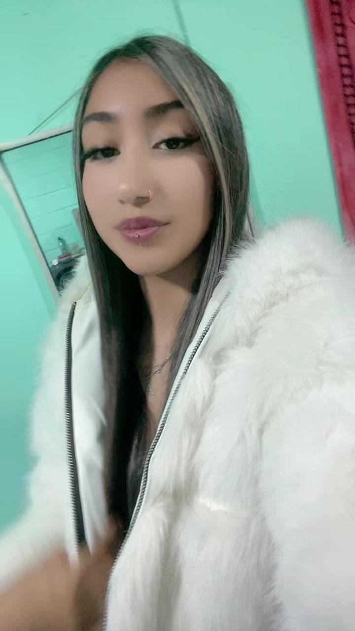 @𝒜𝓃𝓉𝑜𝓃𝑒𝓁𝓁𝒶 ✨