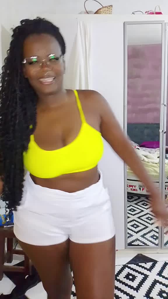 @Jacquelinne🌈🤘🏿