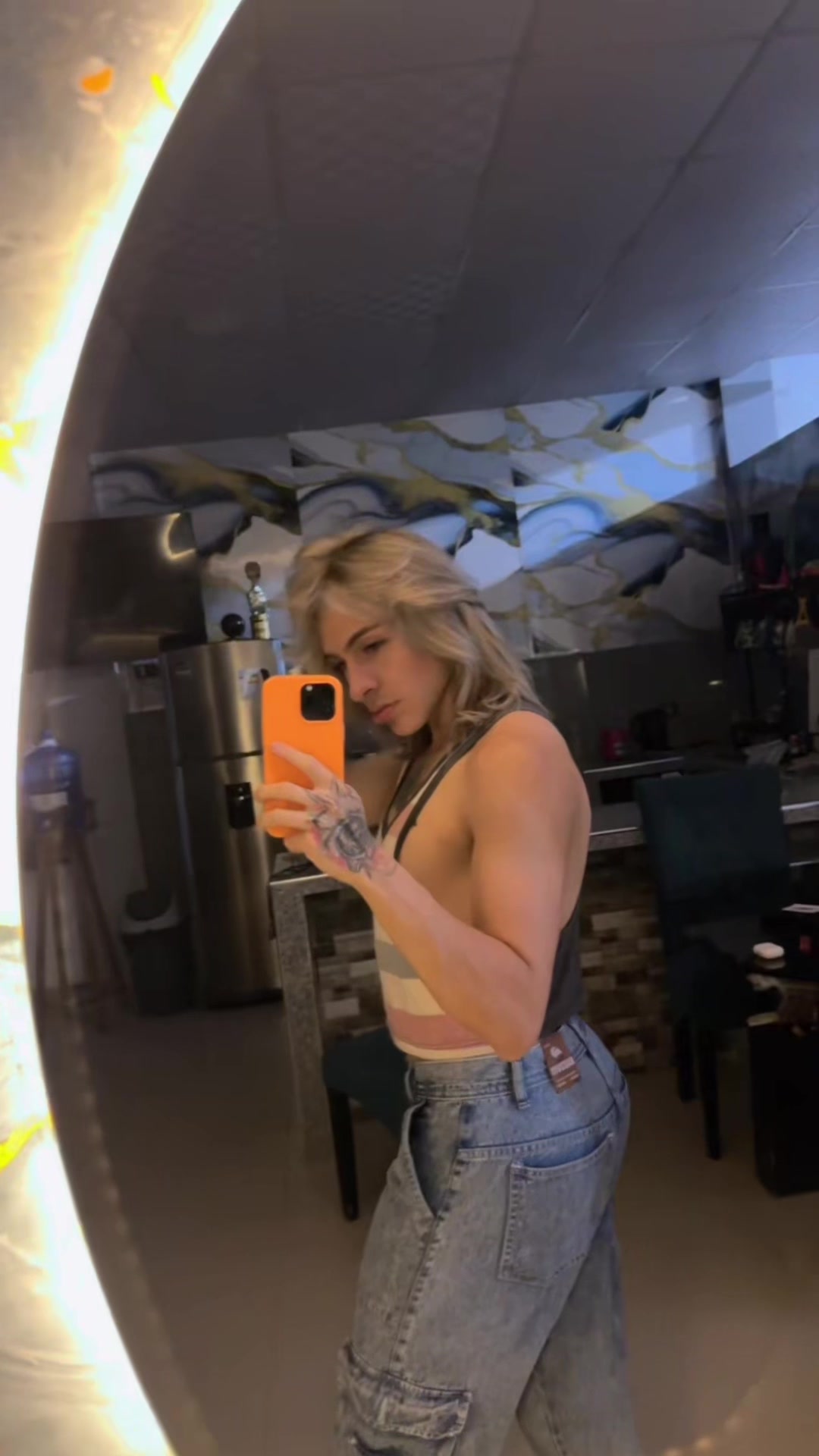 @ADi foxx